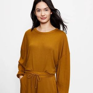 Set of Lou & grey azetic gold XSP sweatshirt and sweatpants